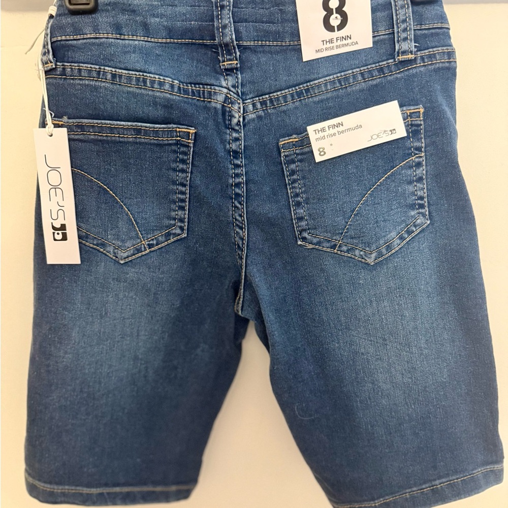Joe's Jeans The Finn Mid Rise Bermuda in Blue